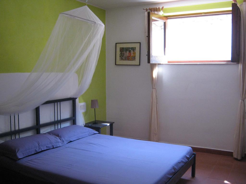 Casa Marta Apartment Липари Стая снимка