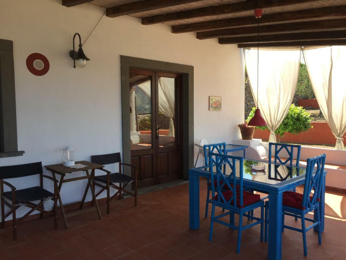 Casa Marta Apartment Липари Екстериор снимка